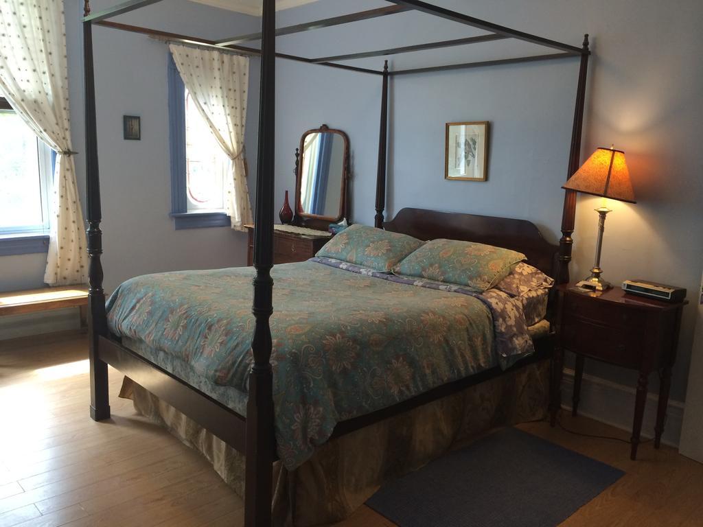 Mcgill Inn B&B Toronto Bilik gambar